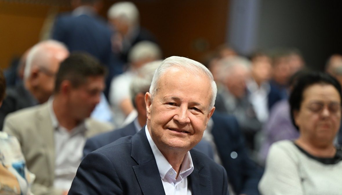 Apoloniusz Tajner wraca na stanowisko prezesa PZN. Pogodzi funkcje posła i prezesa