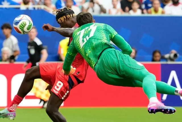 Kuriozalny błąd Fernando Muslery na mundialu kosztował Urugwaj cenne punkty