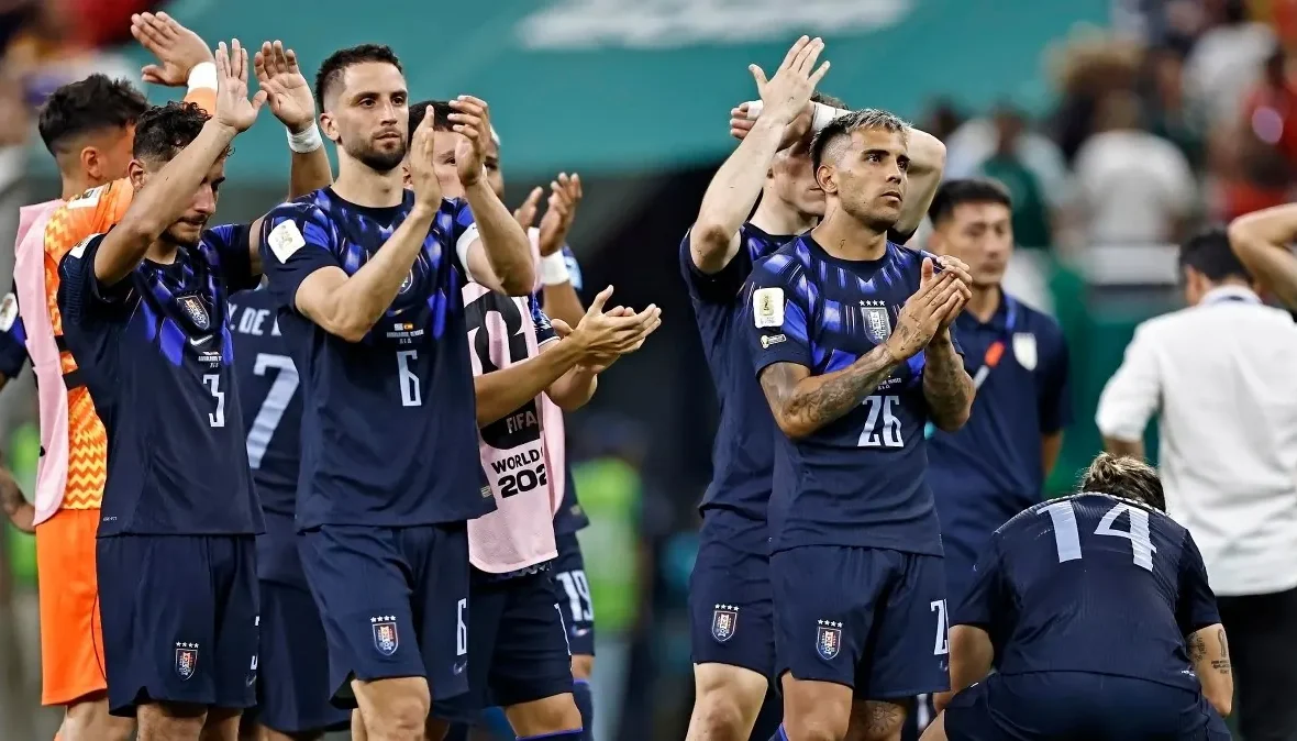 Urugwajska Federacja Piłki Nożnej karze piłkarzy za klęskę na Mundialu – odwołano lot czarterowy