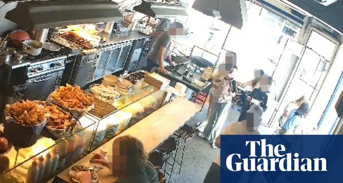 Sąd w Australii orzekł, że aktywista pro-izraelski naruszył ugodę z restauracją Cairo Takeaway