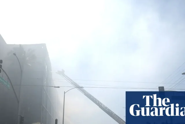 Pożar magazynu w Los Angeles trwa szósty dzień. Dlaczego akcja gaśnicza jest tak trudna?