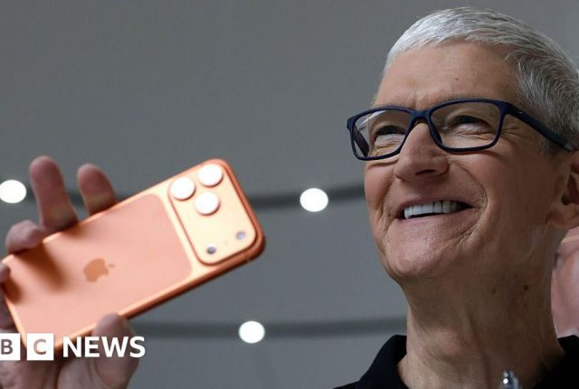 Apple zapowiada podwyżki cen produktów z powodu rosnących kosztów chipów pamięci