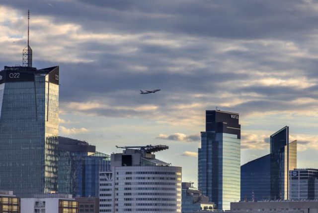 JLL: W Warszawie brakuje nawet 200 tys. mieszkań, GUS widzi nadwyżkę