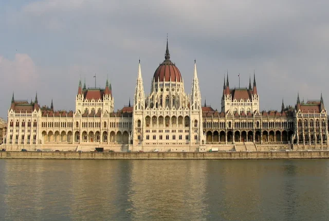 Strzelanina w Montrealu i poszukiwania nowego prezydenta Węgier – podsumowanie nocy