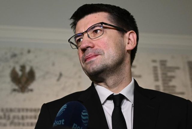Prezes NIK alarmuje: Urzędnicy unikają ugód, co uderza w finanse publiczne