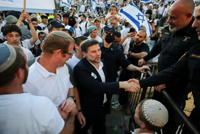 Izrael przejmuje kontrolę nad Hebronem: Smotrich ogłasza przekazanie władzy nad miastem armii