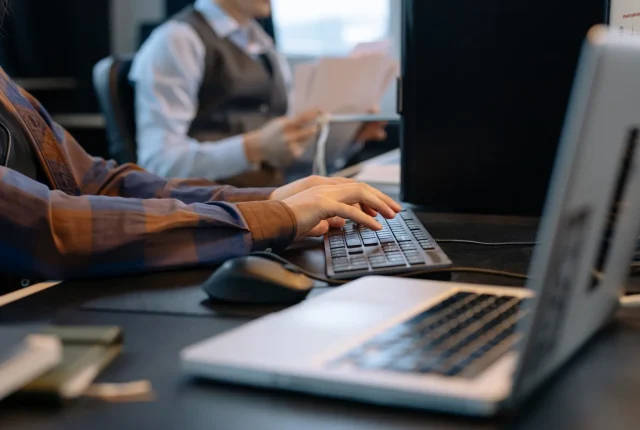 Zmiany w L4 od dziś: co oznaczają nowe przepisy dla pracowników i pracodawców?