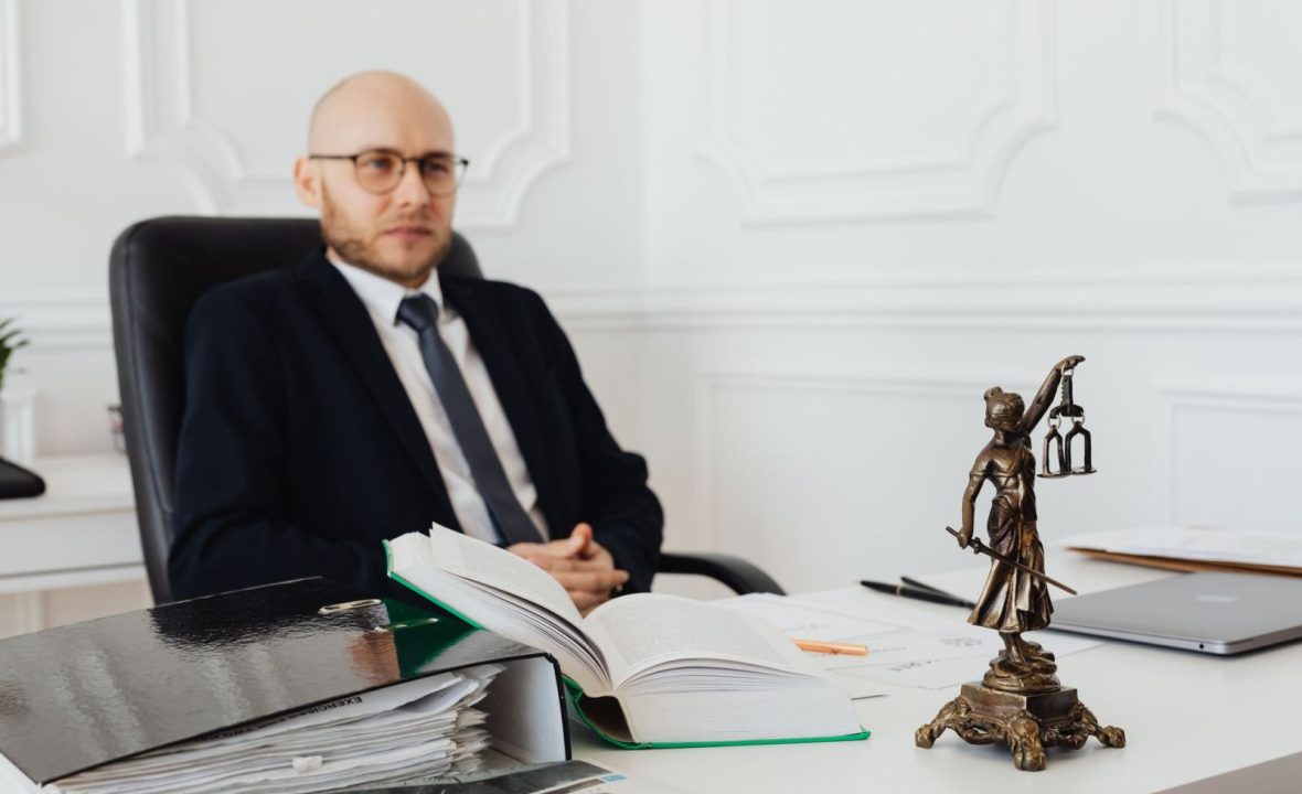 Podwyżka płacy minimalnej: co oznacza dla pensji netto, składek i małych firm