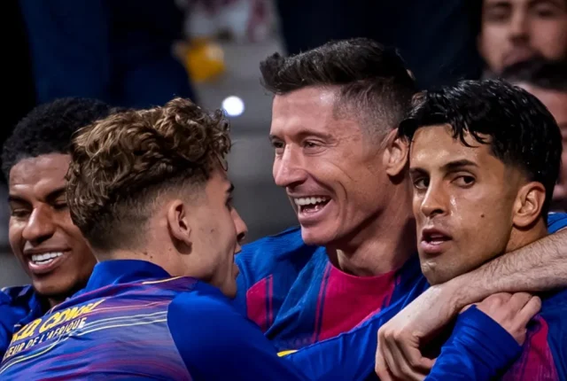 Joao Cancelo bliżej powrotu do Barcelony? Problemy w Al-Hilal