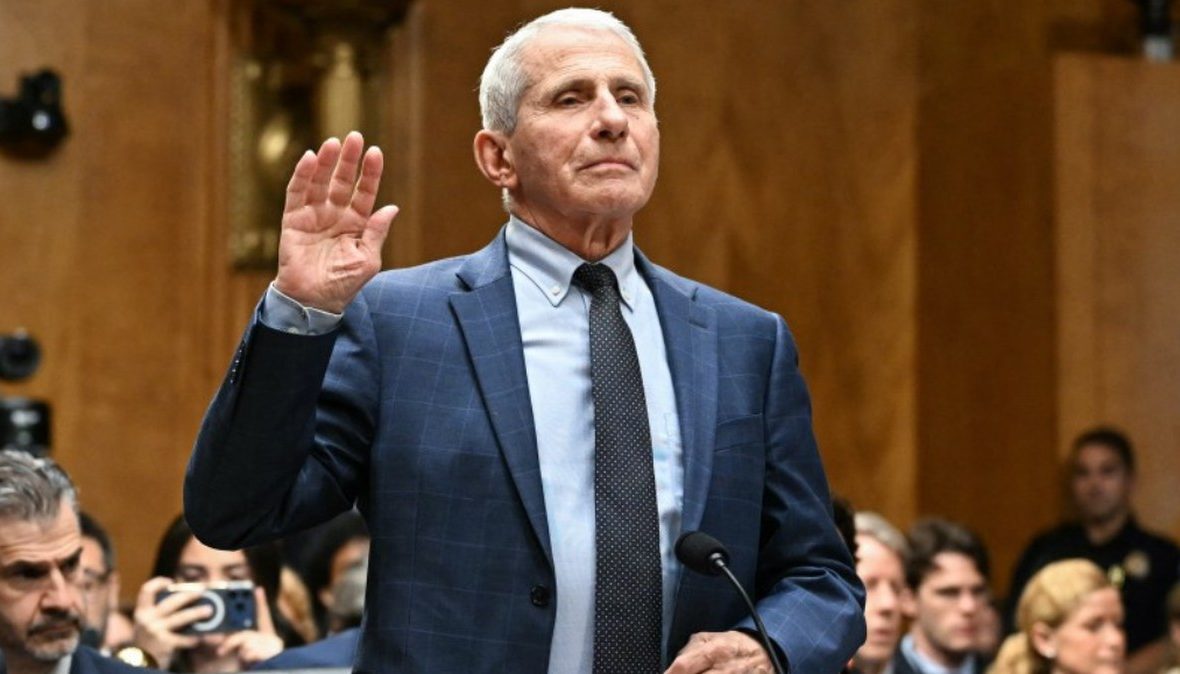 Fauci przed Senatem USA. Odmówił odpowiedzi na ponad 90 pytań, powołując się na Piątą Poprawkę