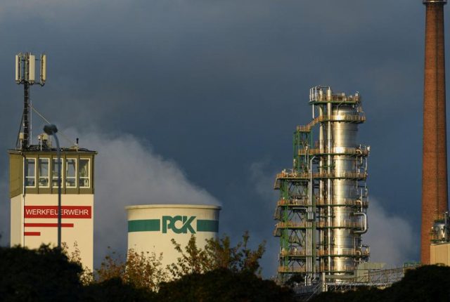 Unimot dostarczy ropę z Ameryki Południowej do rafinerii PCK w Schwedt, wspierając bezpieczeństwo energetyczne regionu