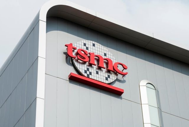 Tajwański gigant TSMC zainwestuje 100 mld dolarów w fabryki chipów w USA