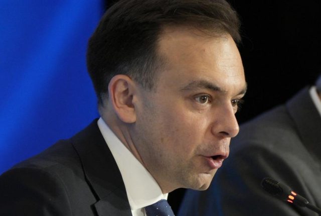Powrót programu „Ceny Paliwa Niżej” pod znakiem zapytania? Minister Domański wskazuje na deficyt budżetowy
