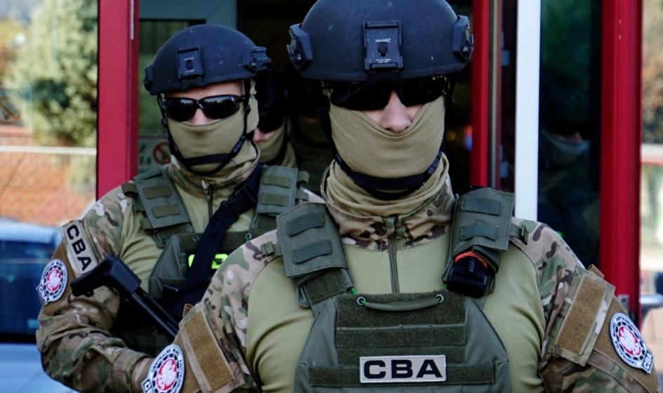 CBA weszło do sześciu szpitali na Mazowszu – śledztwo w sprawie łapówek i przetargów