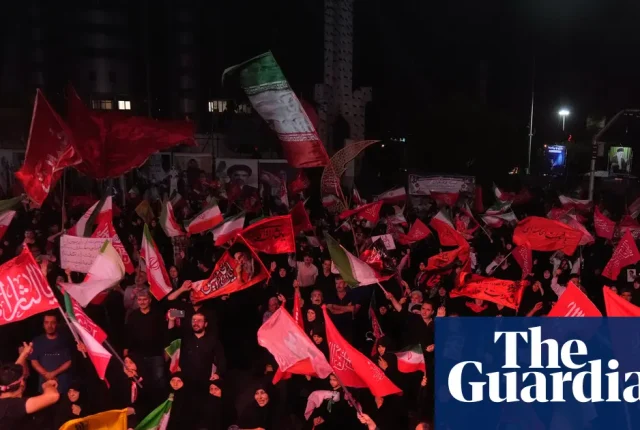 Iran zamyka Cieśninę Ormuz po ataku na statek; USA odpowiadają uderzeniami