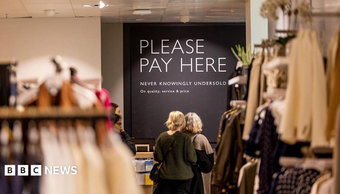 John Lewis planuje redukcję etatów i reorganizację usług