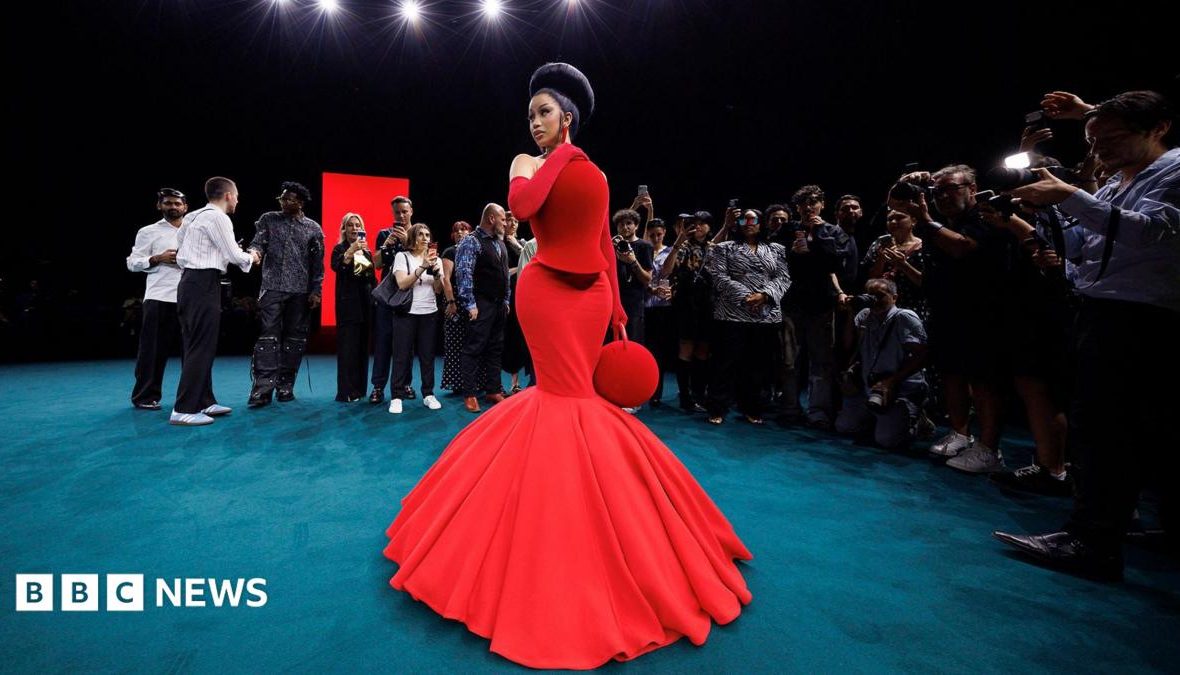 Paryski Tydzień Mody Haute Couture 2026: Najgorętsze trendy i gwiazdy