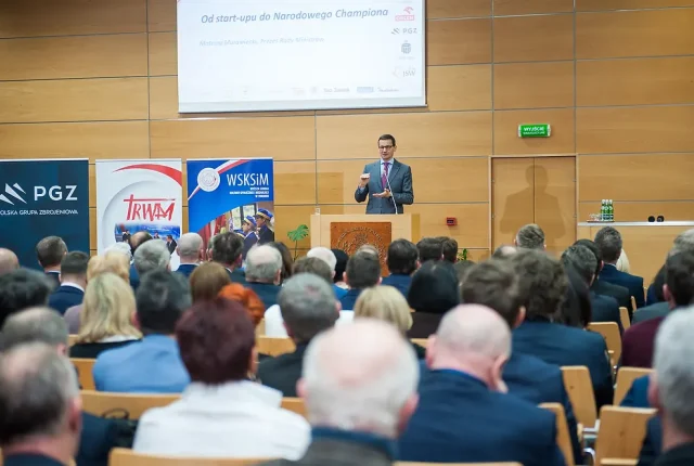 AI zmienia globalny rynek mediów. Milardowe inwestycje Alphabetu, nowe modele agencji i presja wydawców