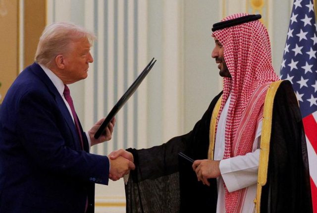Arabia Saudyjska między USA a Chinami. Stawką program nuklearny i wpływy na Bliskim Wschodzie