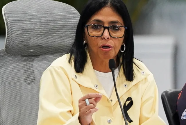 Wenezuela: Obchody Dnia Niepodległości w cieniu trzęsień ziemi i krytyki rządu