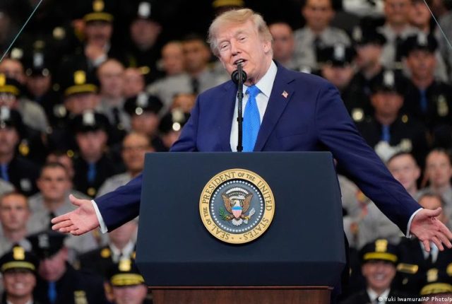Trump: Cieśnina Ormuz wkrótce terytorium USA