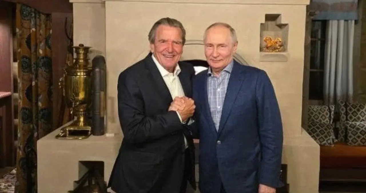 Władimir Putin i Gerhard Schröder podczas spotkania w Moskwie