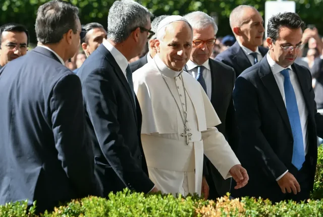 Papież Leon XIV ma raka płuca. Operacja w Rzymie przebiegła pomyślnie
