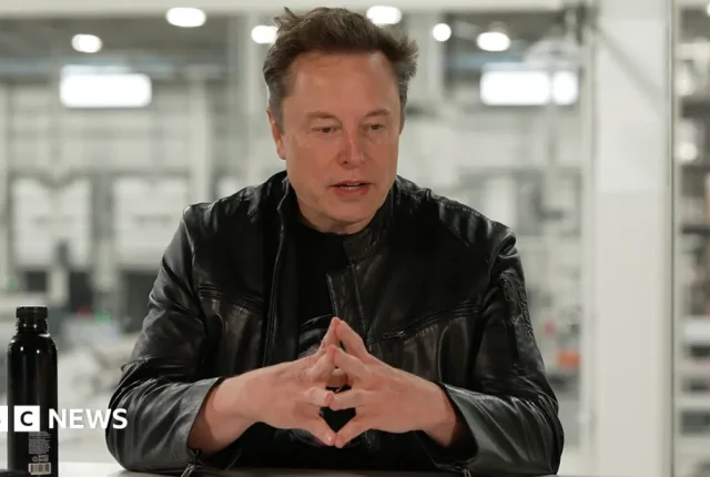 Elon Musk rozważa połączenie Tesli i SpaceX. Gigantyczna fuzja na horyzoncie